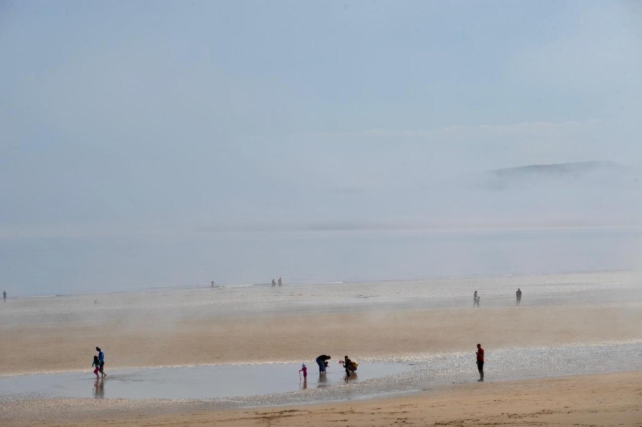 Sea View Guest House Benllech Buitenkant foto